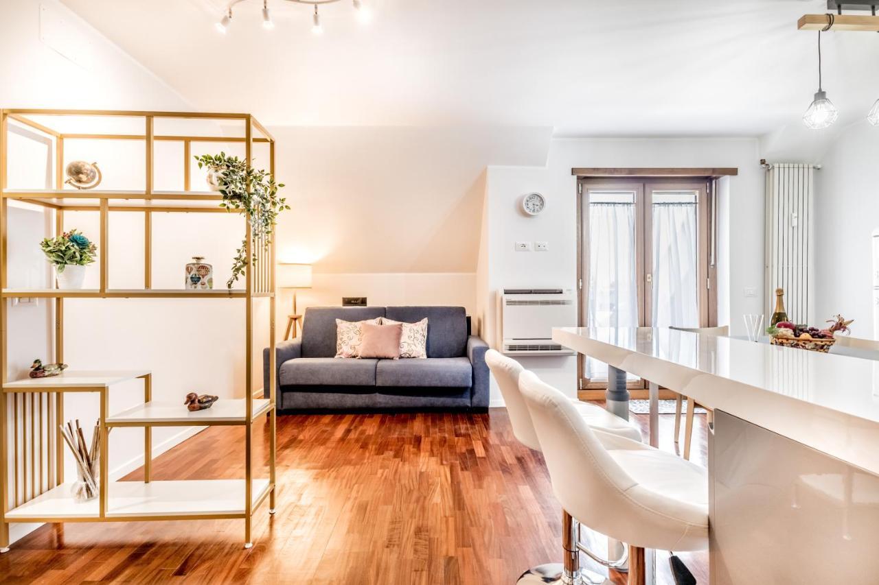 Bbhome Penthouse Bright And Elegant Metro Conca D'Oro Ρώμη Εξωτερικό φωτογραφία