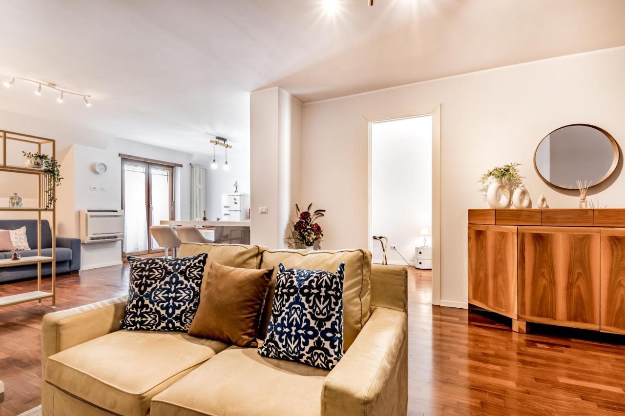 Bbhome Penthouse Bright And Elegant Metro Conca D'Oro Ρώμη Εξωτερικό φωτογραφία
