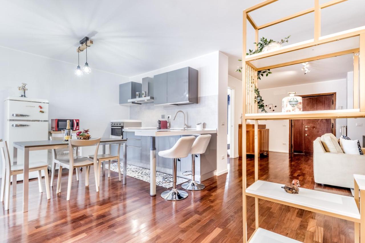 Bbhome Penthouse Bright And Elegant Metro Conca D'Oro Ρώμη Εξωτερικό φωτογραφία